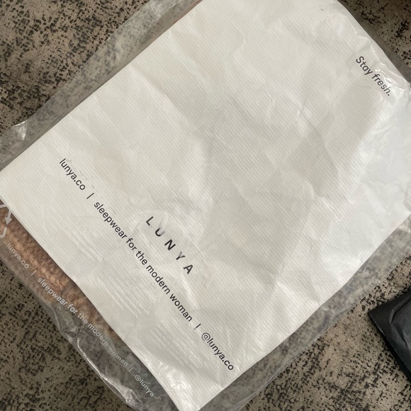 Lunya Tan Brown Chunky Alpaca Wool
Beanie Hat - Picture 3 of 3